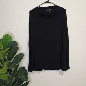 A pea in the pod black sweater Medium